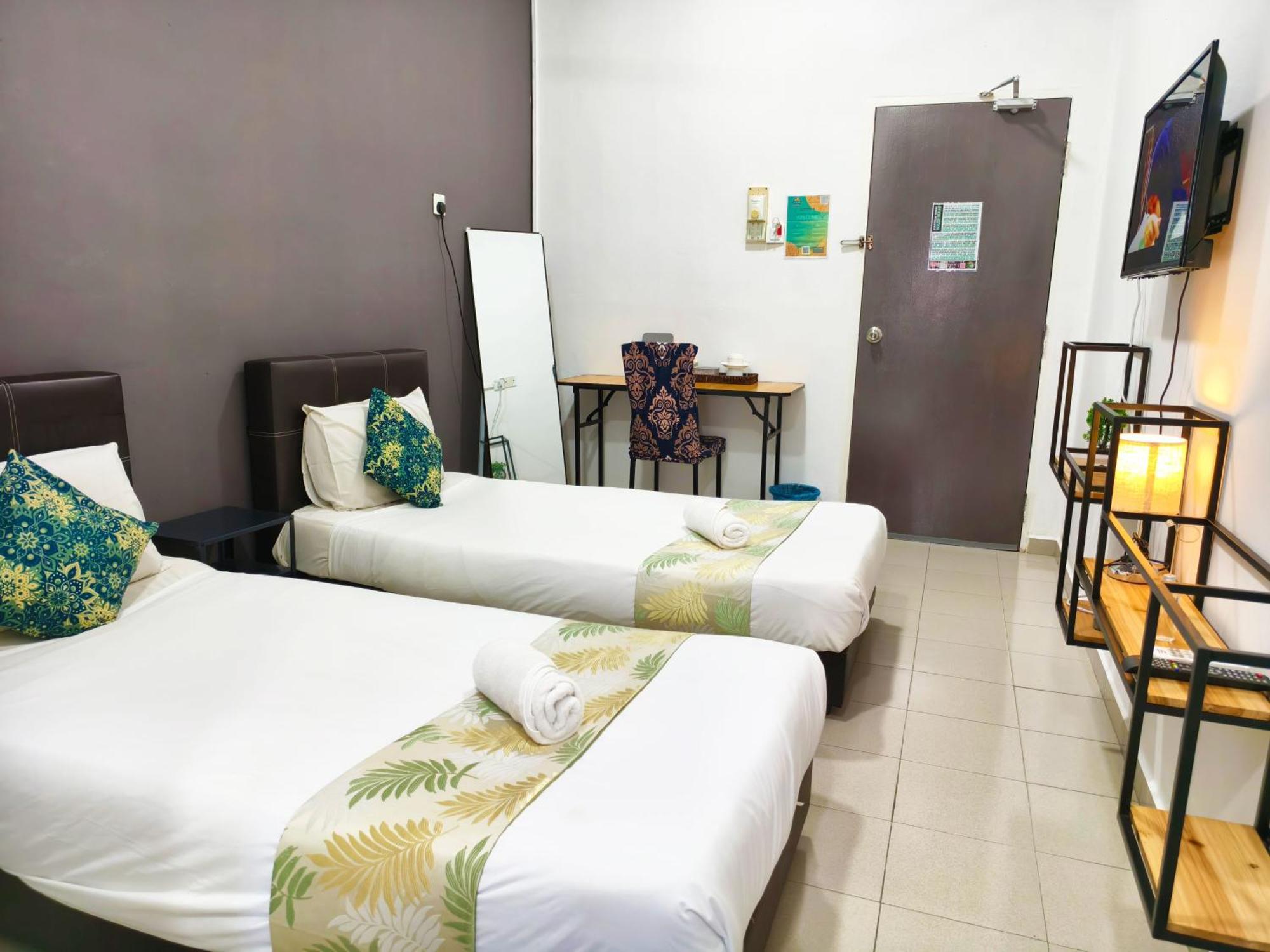Salaam Suites Hotel Kota Bharu Exterior photo