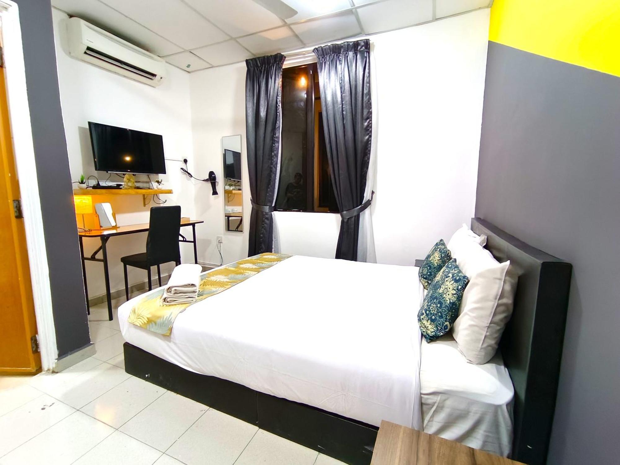 Salaam Suites Hotel Kota Bharu Exterior photo