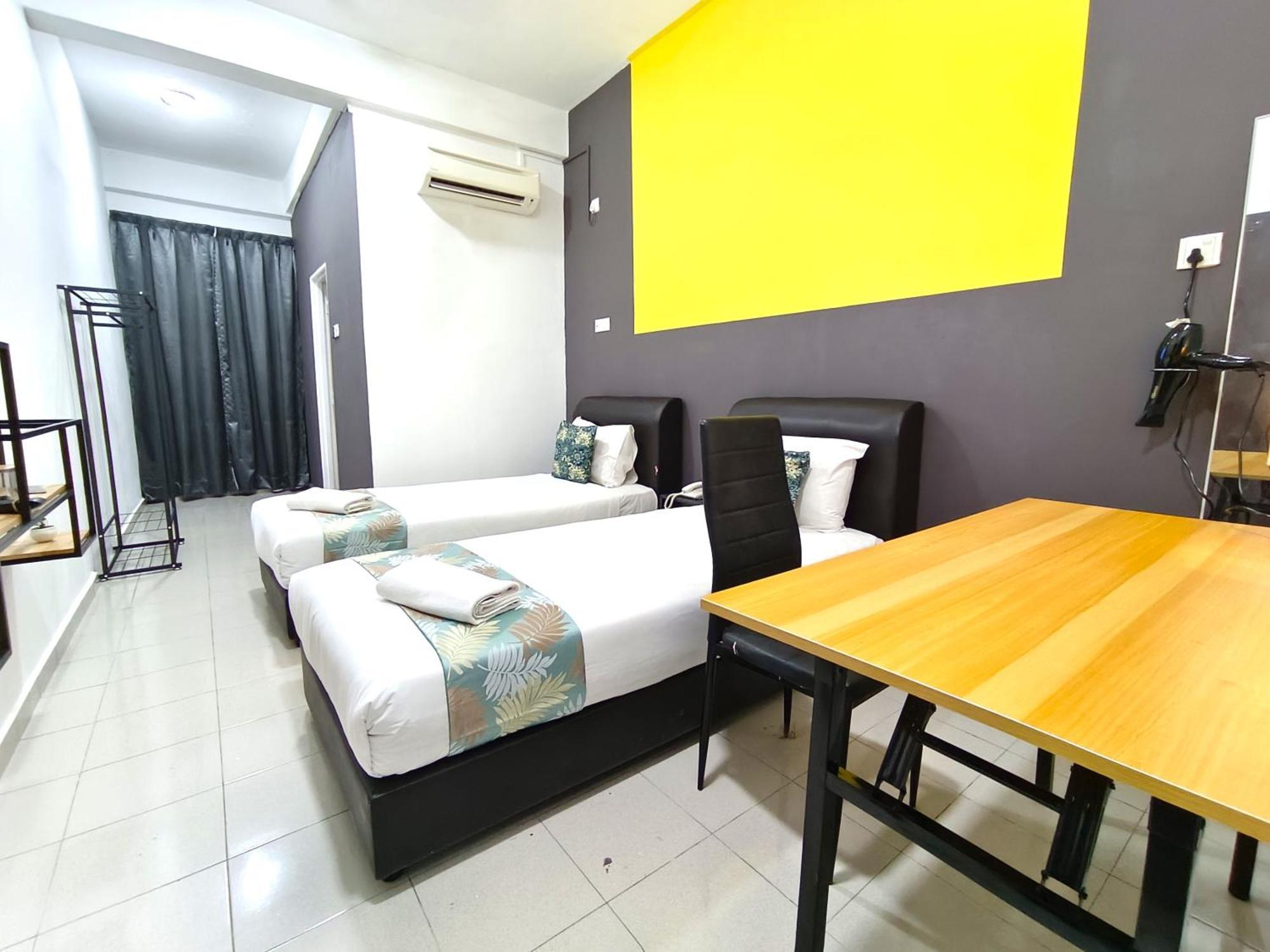Salaam Suites Hotel Kota Bharu Exterior photo