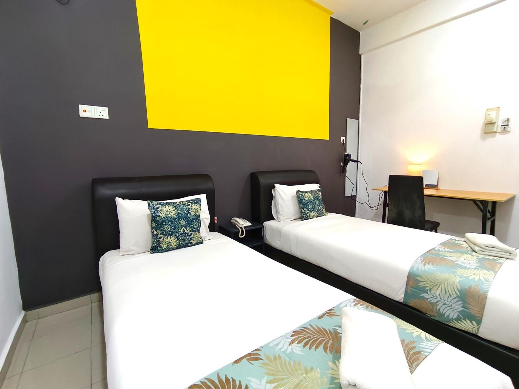 Salaam Suites Hotel Kota Bharu Exterior photo